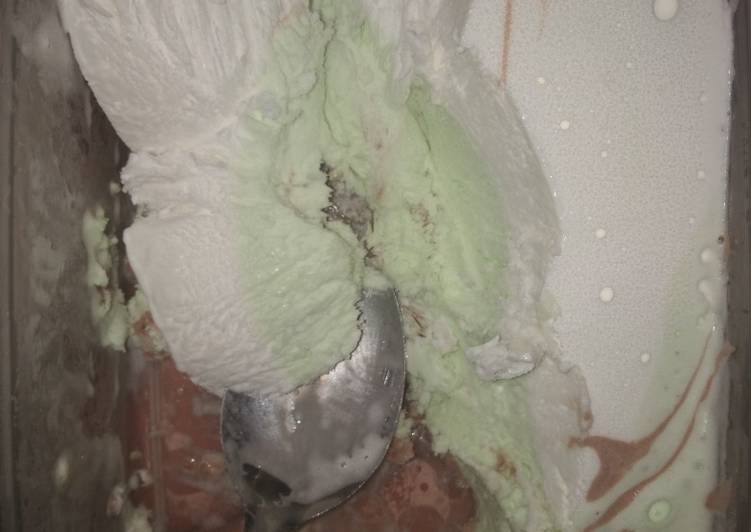 Bagaimana Menyiapkan Es cream wall&#39;s rumahan super lembut, Sempurna