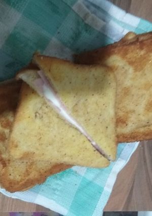 Una foto de Sándwich empanado