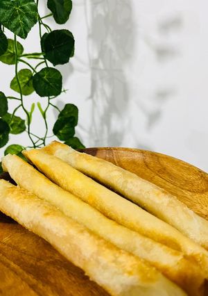 Foto resep Ubi Keju Aroma (Sweet Potato & Cheese Spring Rolls)