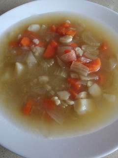 Una foto de Sopa de escudella vegetal