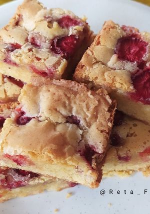 Foto resep Strawberry Fudgy Blondies