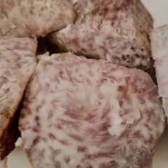 A picture of Boiled arrowroots.