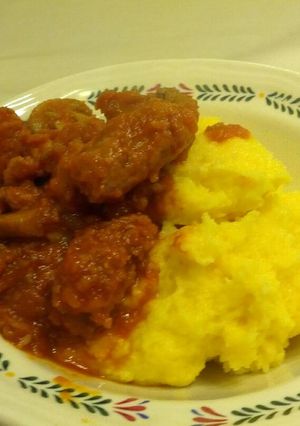 Foto de Polenta com molho de linguiça