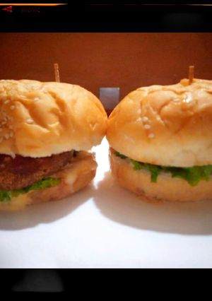 A picture of Veg burger.
