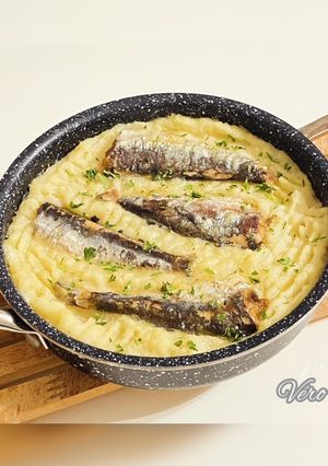 Une photo de Sardines gratinées /duo de purée