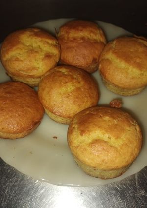 Una foto de Cupcakes o Budín de naranja o mandarina