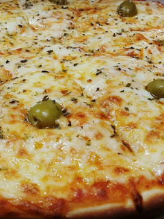 Una foto de Pizzas varias