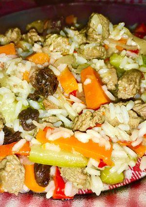 Una foto de Salteado de Arroz con Carne y Verduras