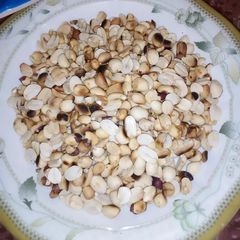 A picture of Roasted peanuts.