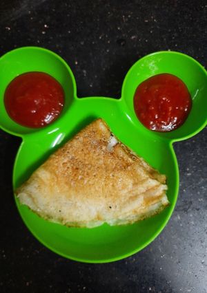 રવા ઢોસા (Rava Dosa Recipe In Gujarati) રેસીપી મુખ્ય ફોટો