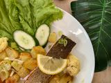 Garlic Lemon Butter Salmon with Cheesy Baked Potato n Cauliflower (easy-healthy)