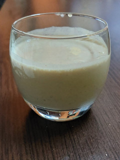 A picture of Banana dates smoothie.
