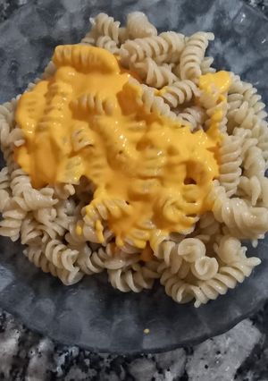 Una foto de Salsa de zanahoria con fideos ♡