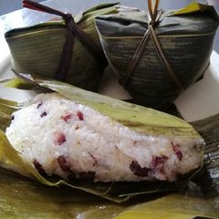 Sticky Rice Dumpling A picture of Sticky Rice Dumpling.