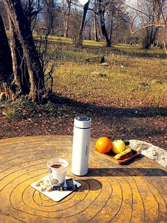 عکسی از دستور هات چاکلت فوری با شیر در طبیعت بکر سی سنگان☕️🍫