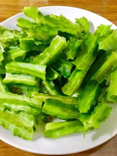 Hình của món Đậu rồng luộc.