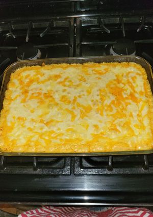 A picture of Creamy buffalo chicken dip.