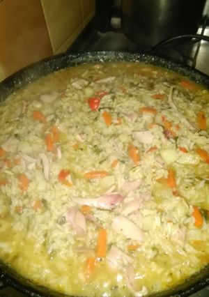 Una foto de Arroz con calamares