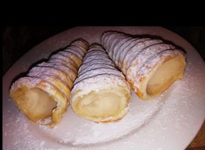 Foto principal de Caracolas con crema pastelera en thermomix