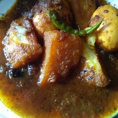 A picture of Egg  Potatoes curry.