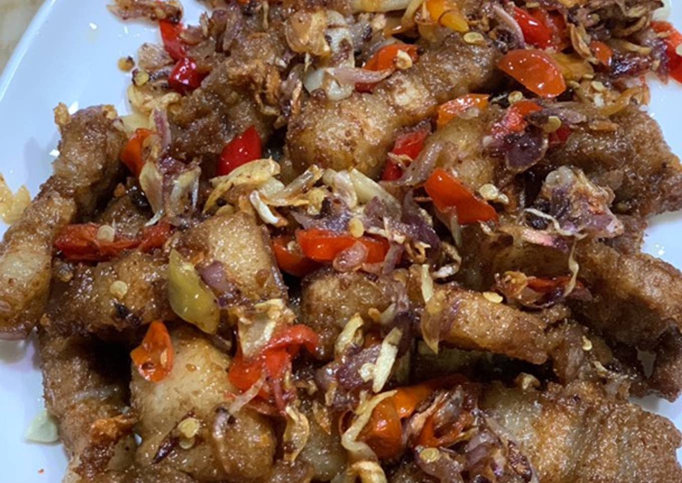 Babi Samcan ketumbar tabur sambel mbe
