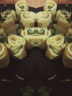 ખાંડવી (Khandvi Recipe in Gujarati) રેસીપી મુખ્ય ફોટો