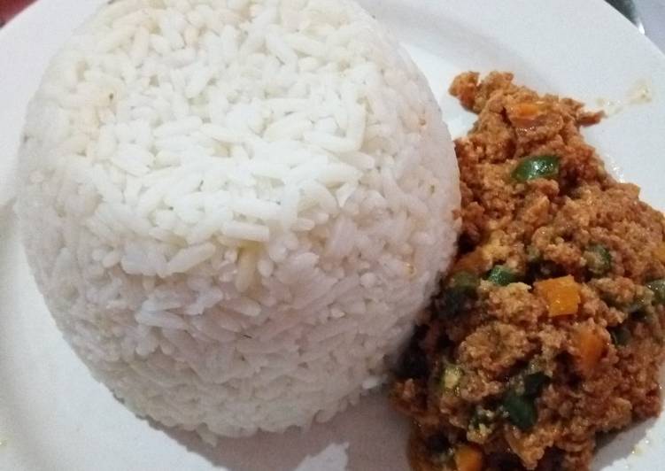 Buttered White Rice with Vegetable Egg Sauce