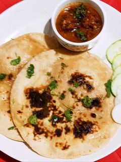 तंदुरी रोटी (tandoori roti recipe in marathi) रेसिपी चे मुख्य फोटो 