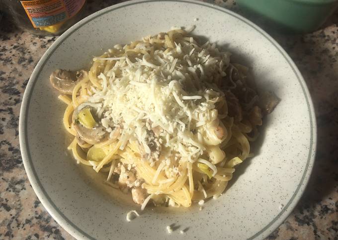 Pastas con camarones y champiñones Receta de La Toya- Cookpad