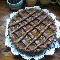 Una foto de Pasta frola de batata con masa de chocolate 🌺