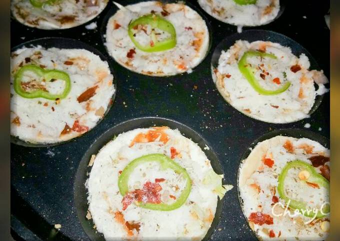 Mini pizza bites in aape pan Recipe by Tanvi Desai - Cookpad