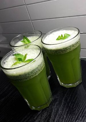 صورة لوصفة شراب الليمون والنعناع والعسل