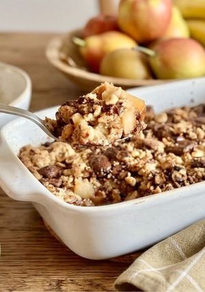 Une photo de 💚 Crumble poires, pommes et banane au chocolat et aux noisettes