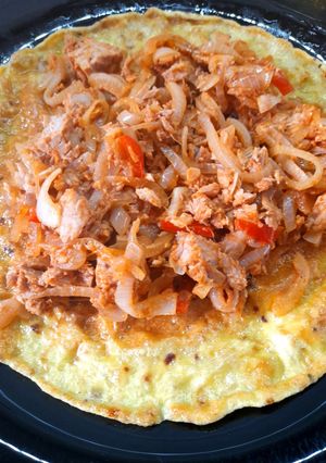 Una foto de Omelette con atún 🥚🐟