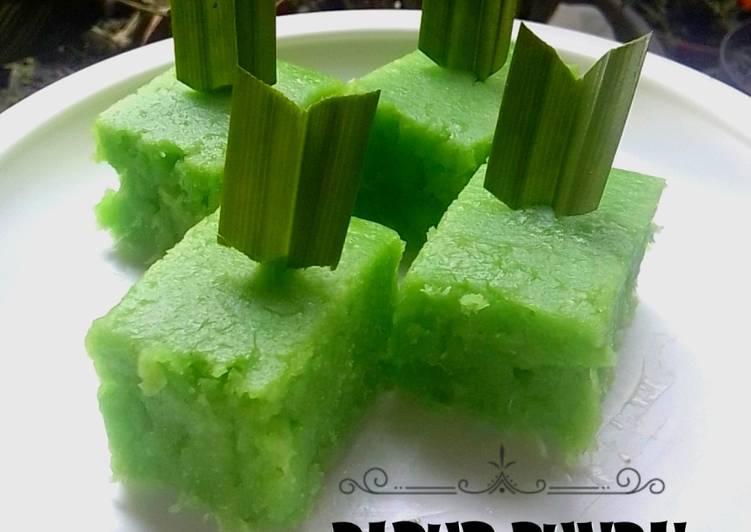 Langkah Mudah untuk meracik Kue Kelapa Pandan Kukus yang mudah