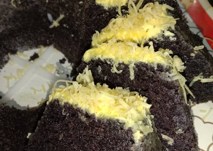 Bolu ketan hitam kukus