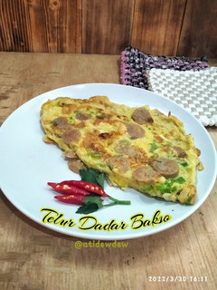 Foto resep *Telur Dadar Bakso*