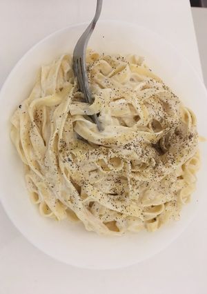 Una foto de Tallarines con salsa de trufa