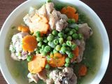 Đùi gà hầm đậu Hà Lan