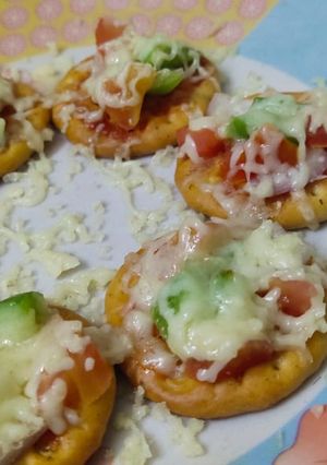 A picture of Monaco pizza.