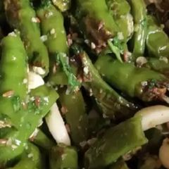 A picture of Green chilli Thecha.
