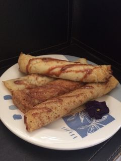 Una foto de Panqueques de harina de arroz y dulce de leche