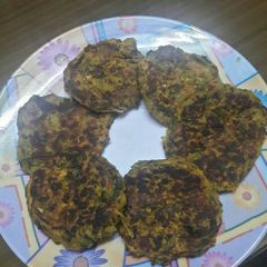 A picture of Left over chana Dal palak tikki.