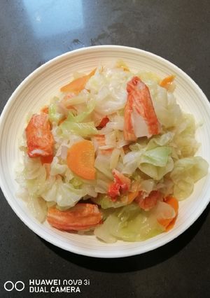 A picture of Cabbage Mix with Crabmeat.