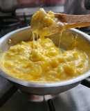 Huevos revueltos con queso