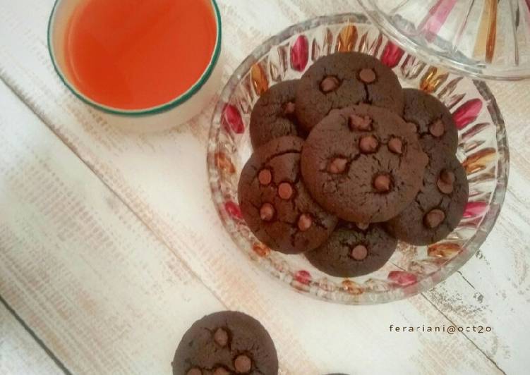 DICOBA! Resep Chocolate Chips Cookies menu kue-sehari hari