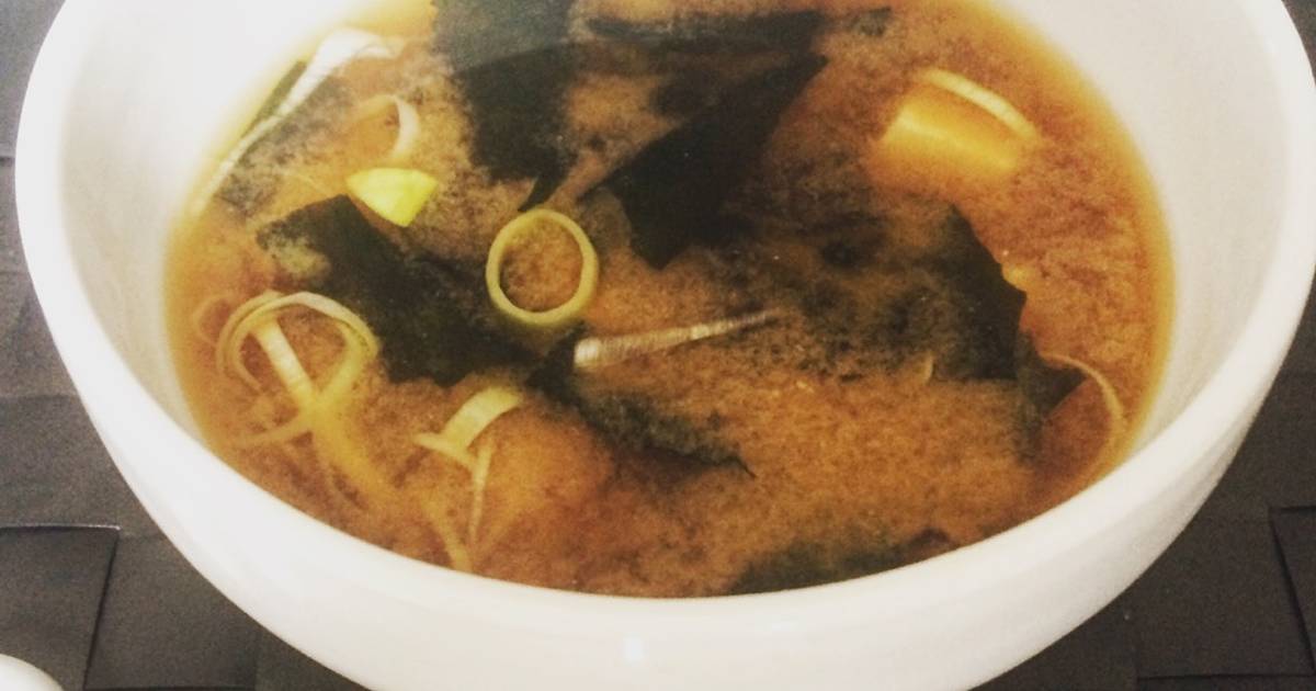 Ricetta Zuppa di Miso con Tofu e alga Wakame di NippItaly - Cookpad