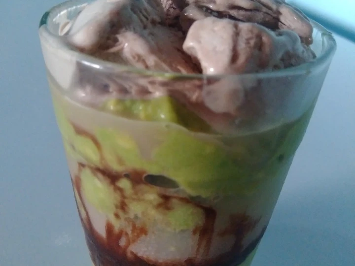 Langkah Gampang Menyiapkan Resep Alpukat Kocok yang  Bikin Ketagihan Anti Ribet, Menggugah Selera