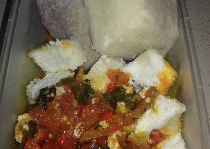 Recipe of Favorite Boiled yam with fresh pepper sauce