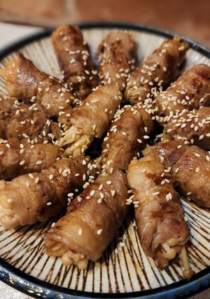 泡菜金針菇豬肉捲 的食譜成品照片